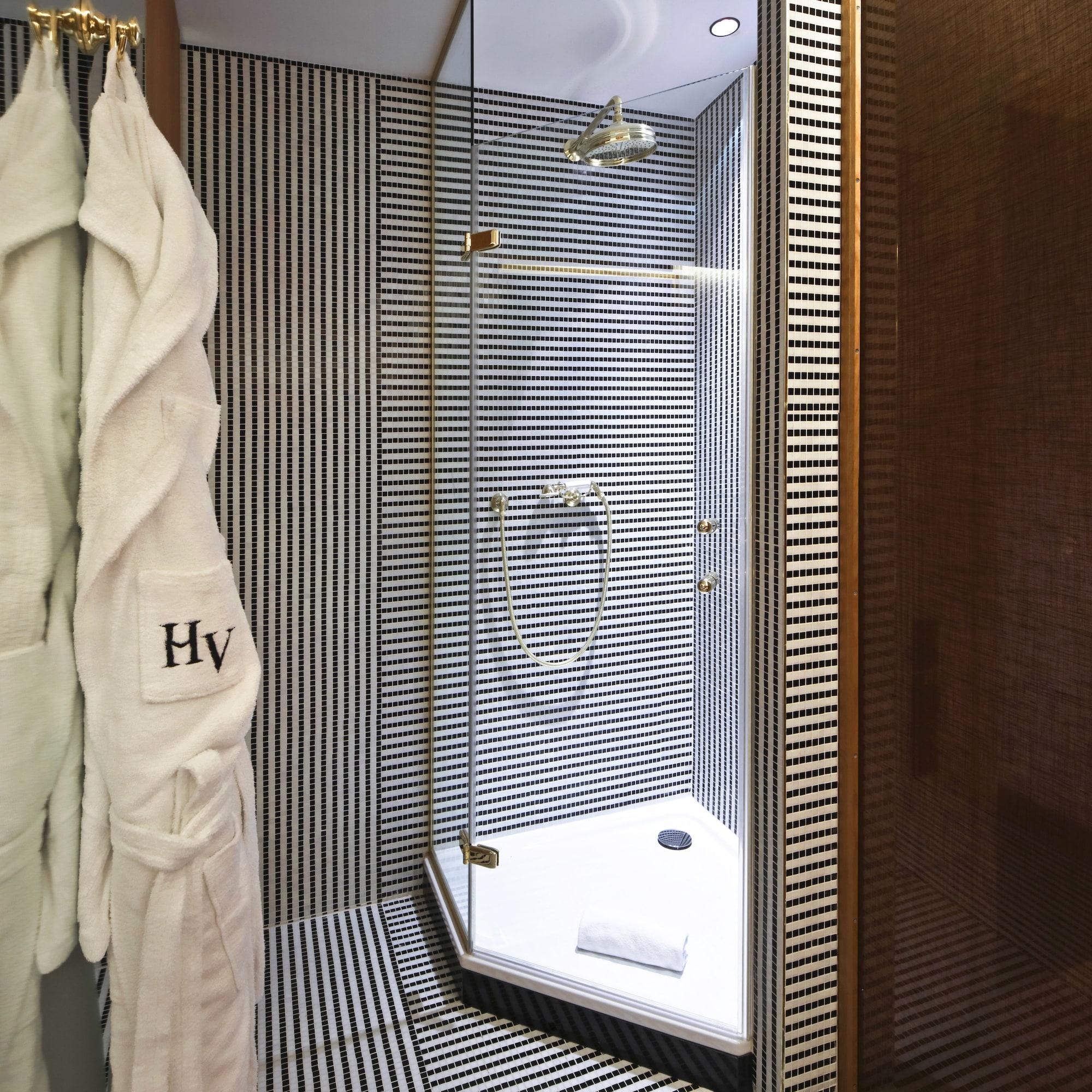 Hotel Vernet Champs Elysees Париж Екстериор снимка